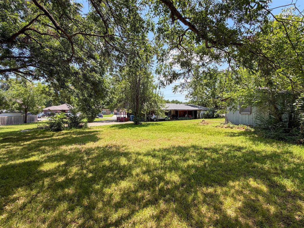 719 East Bullock Street Denison, TX 75021 - Photo 16 of 16