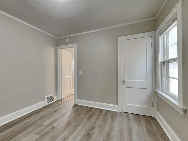 $1,595 | 3223 North Aldrich Avenue, Minneapolis, MN 55412