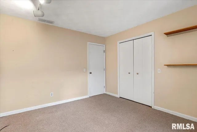 $227,000 | 3131 Turning Mill Drive, Springfield, IL 62704