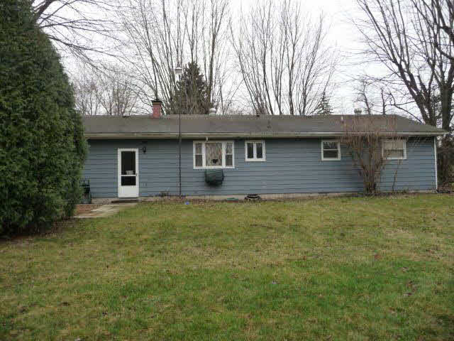 16 East Erie Road Temperance, MI 48182 - Photo 7 of 19 20351943-6.JPG