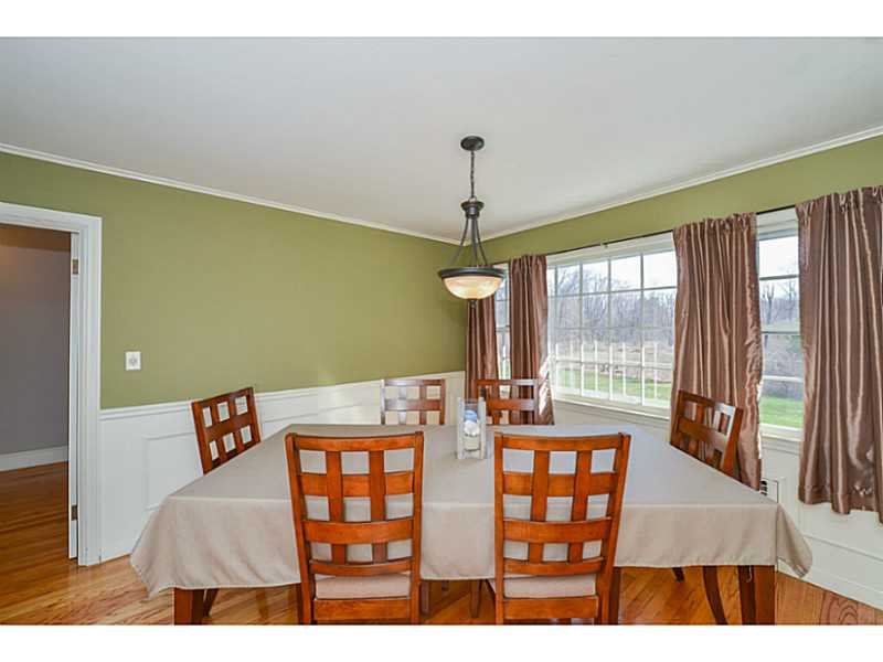 240 Pippin Orchard Road Cranston, RI 02921 - Photo 9 of 23 Dining Room.