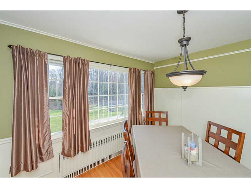240 Pippin Orchard Road Cranston, RI 02921 - Photo 10 of 23 Dining Room.