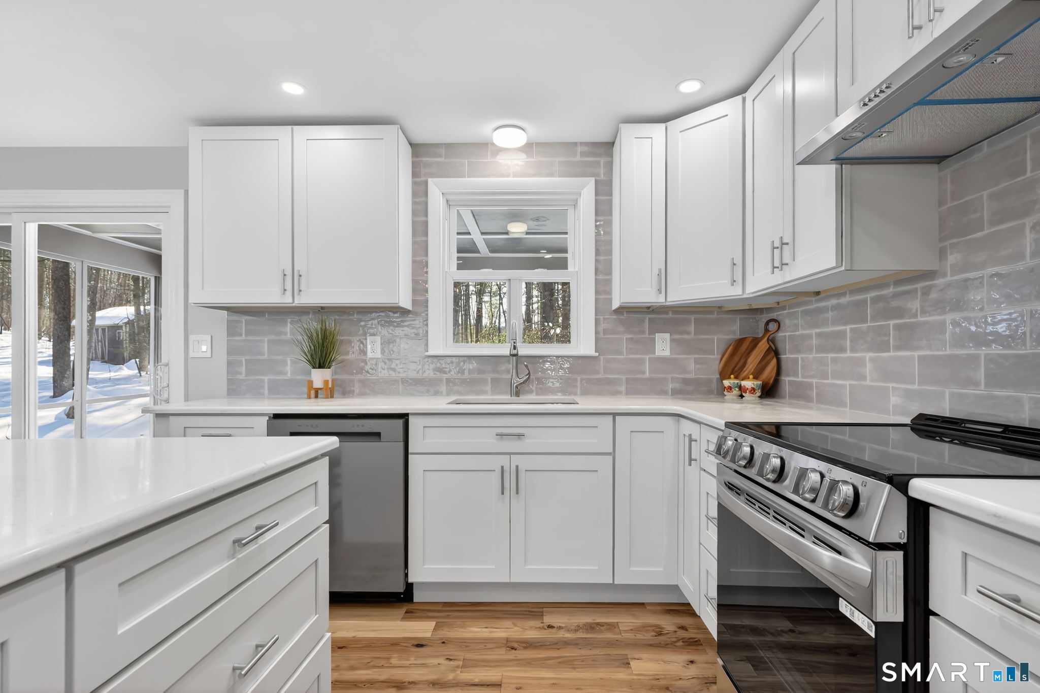 50 Buff Cap Road Ellington, CT 06029 - Photo 8 of 38