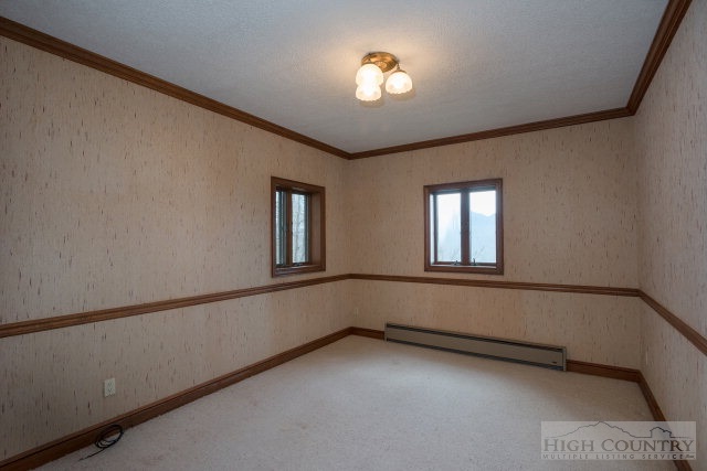 213 Ridge Drive, Unit 2 Linville, NC 28646 - Photo 12 of 13 Gallery Image 12