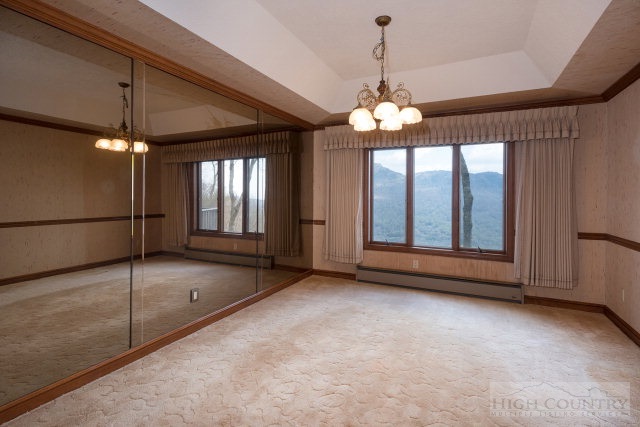 213 Ridge Drive, Unit 2 Linville, NC 28646 - Photo 9 of 13 Gallery Image 9