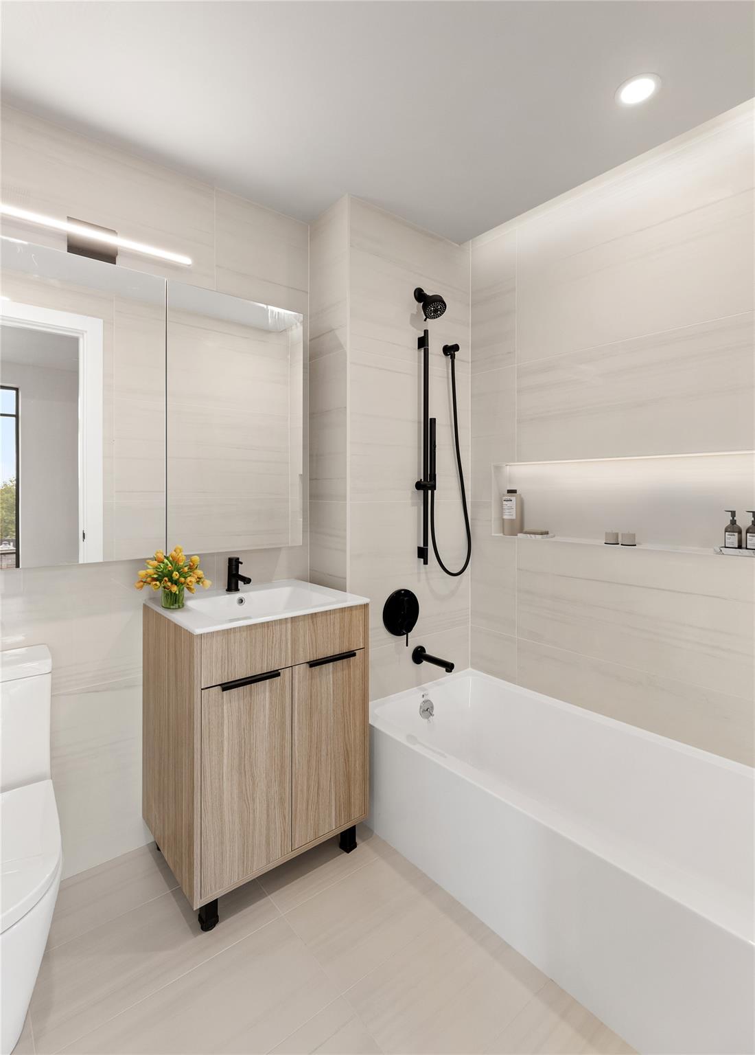 20-08 Steinway Street, Unit 205 Queens, NY 11105 - Photo 5 of 9