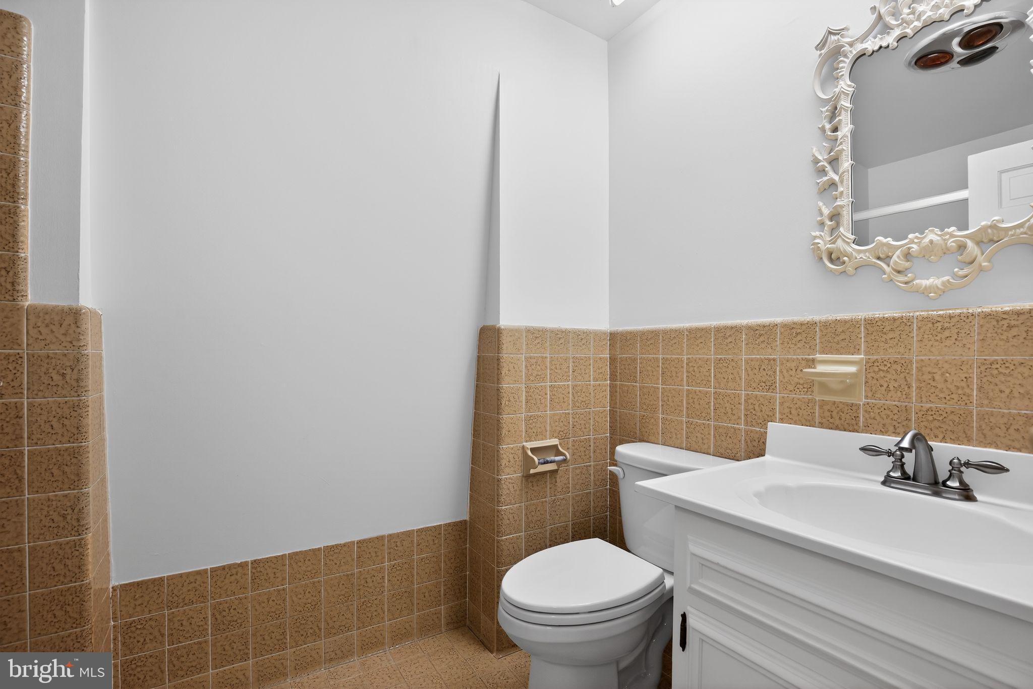 20045 Tower Hill Road Leonardtown, MD 20650 - Photo 49 of 65 Upper 2nd bath