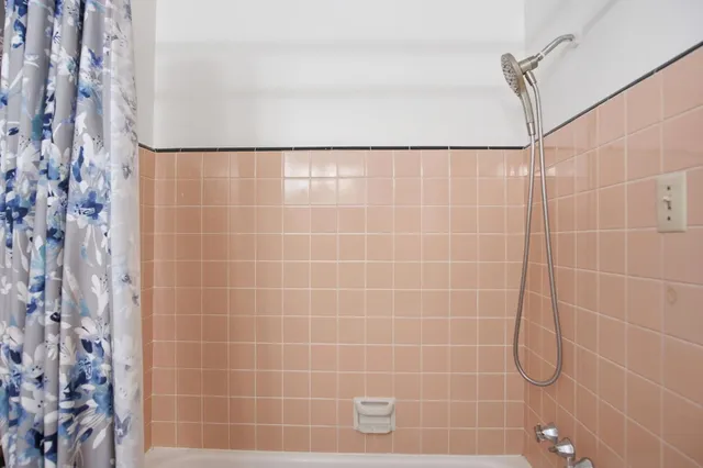 $430,000 | 1402 West Orangeburg Avenue, Modesto, CA 95350