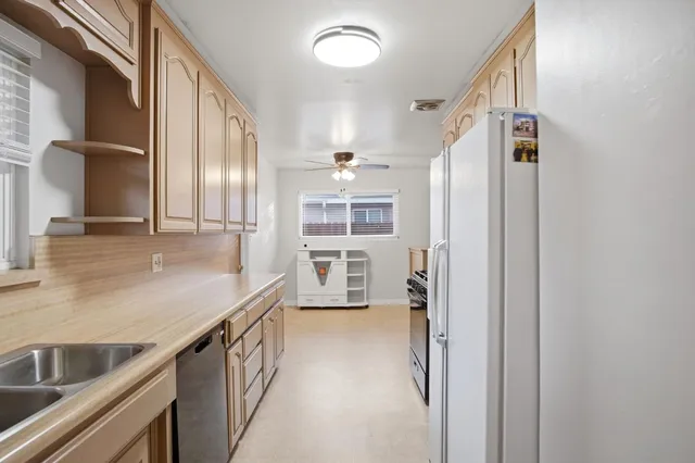 $430,000 | 1402 West Orangeburg Avenue, Modesto, CA 95350