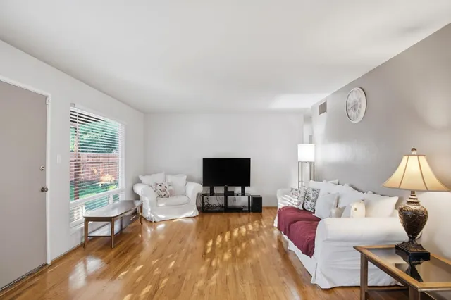 $430,000 | 1402 West Orangeburg Avenue, Modesto, CA 95350