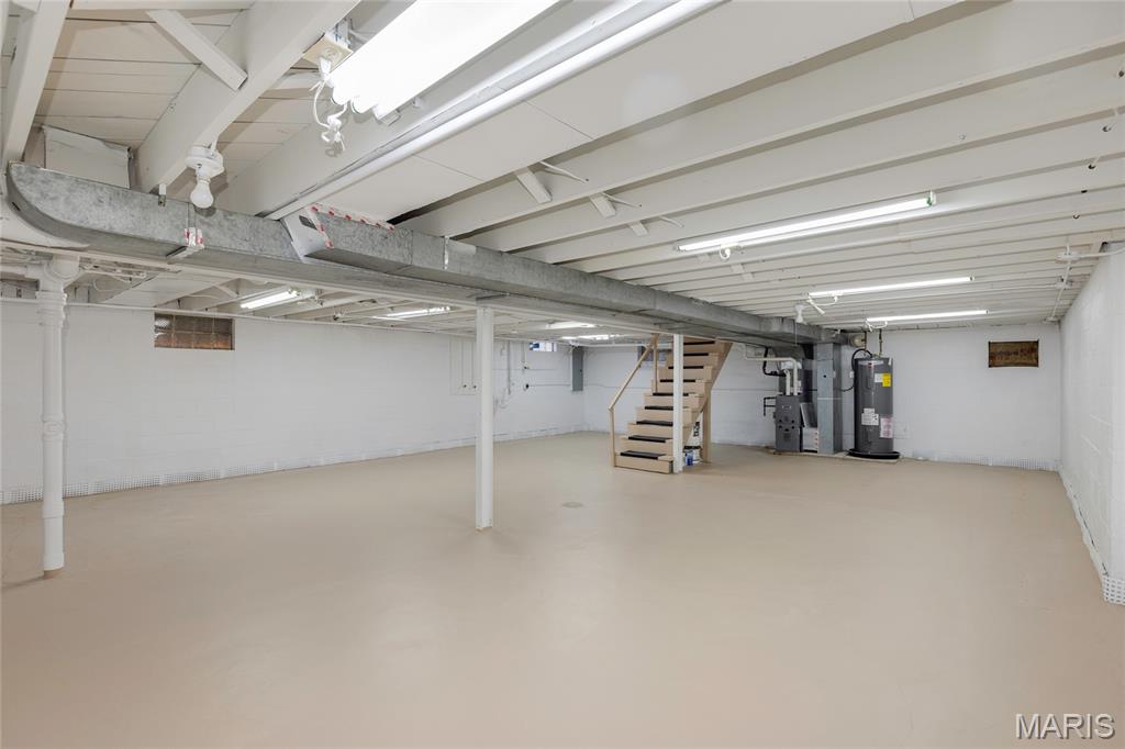 615 Reavis Barracks Road St. Louis, MO 63125 - Photo 12 of 16