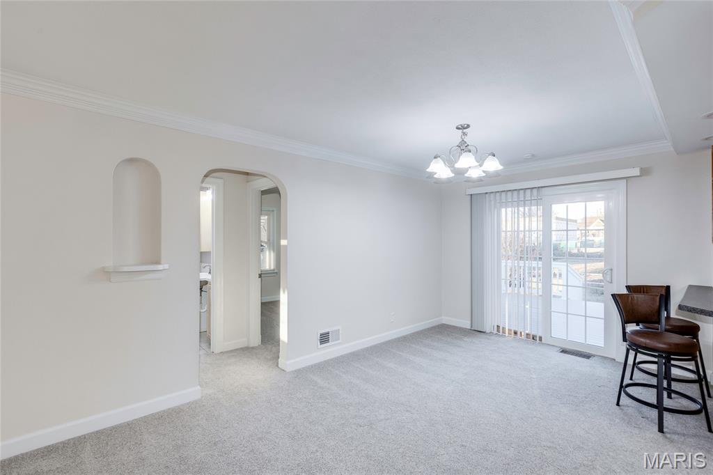 615 Reavis Barracks Road St. Louis, MO 63125 - Photo 5 of 16