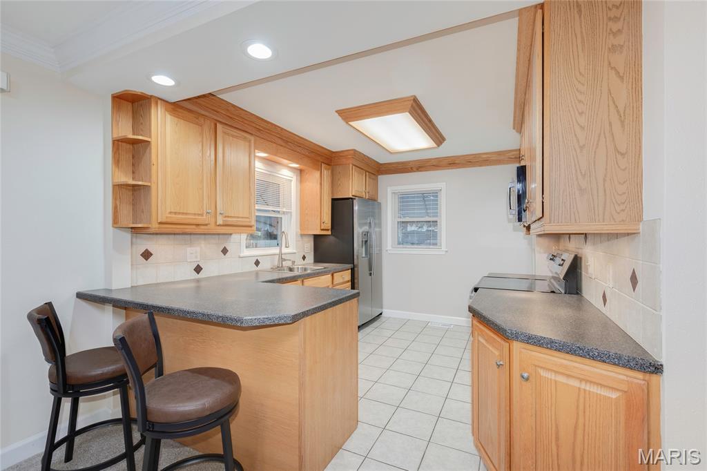 615 Reavis Barracks Road St. Louis, MO 63125 - Photo 7 of 16