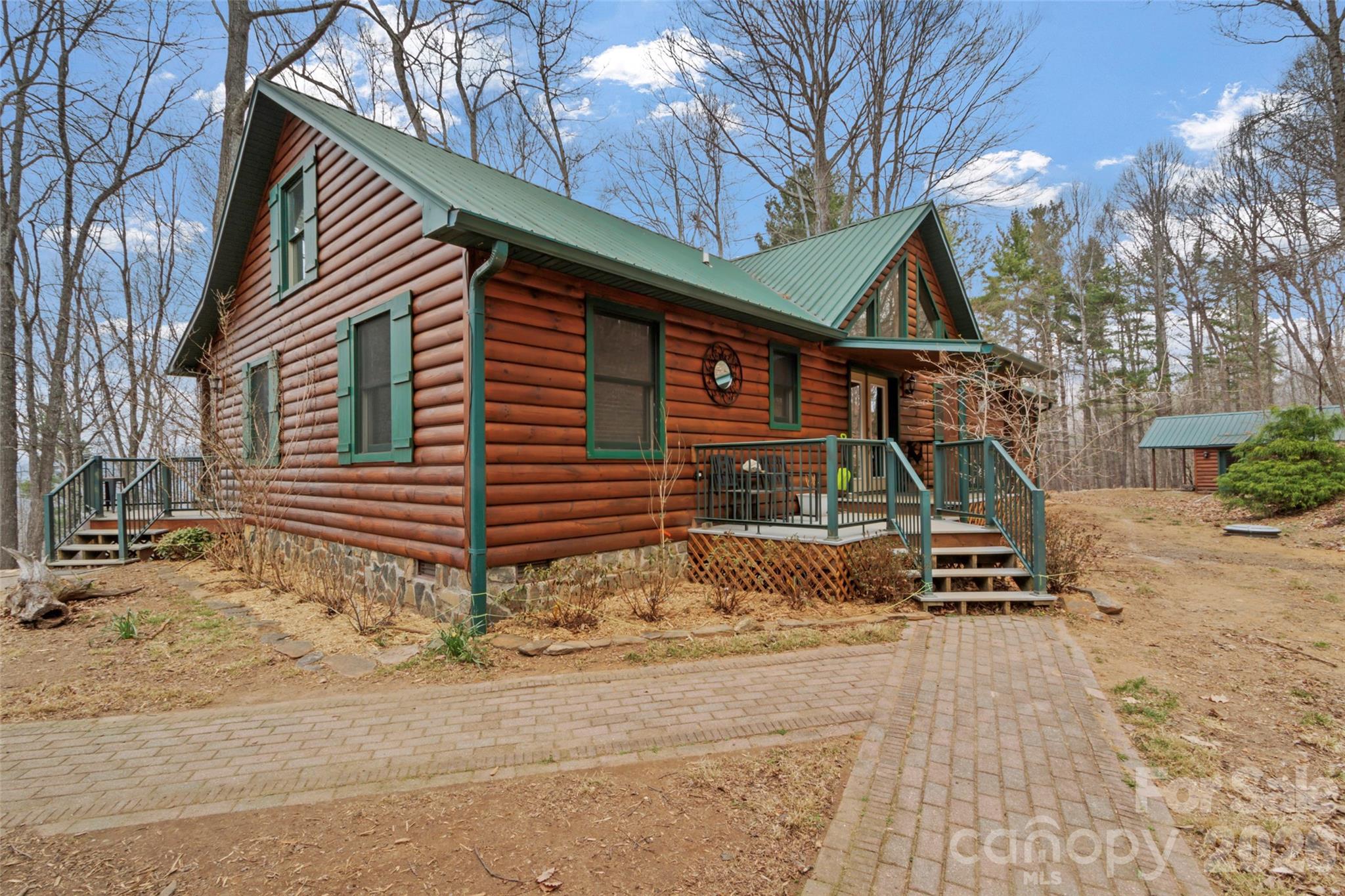 462 Little Mountain Road Bakersville, NC 28705 - Photo 4 of 48