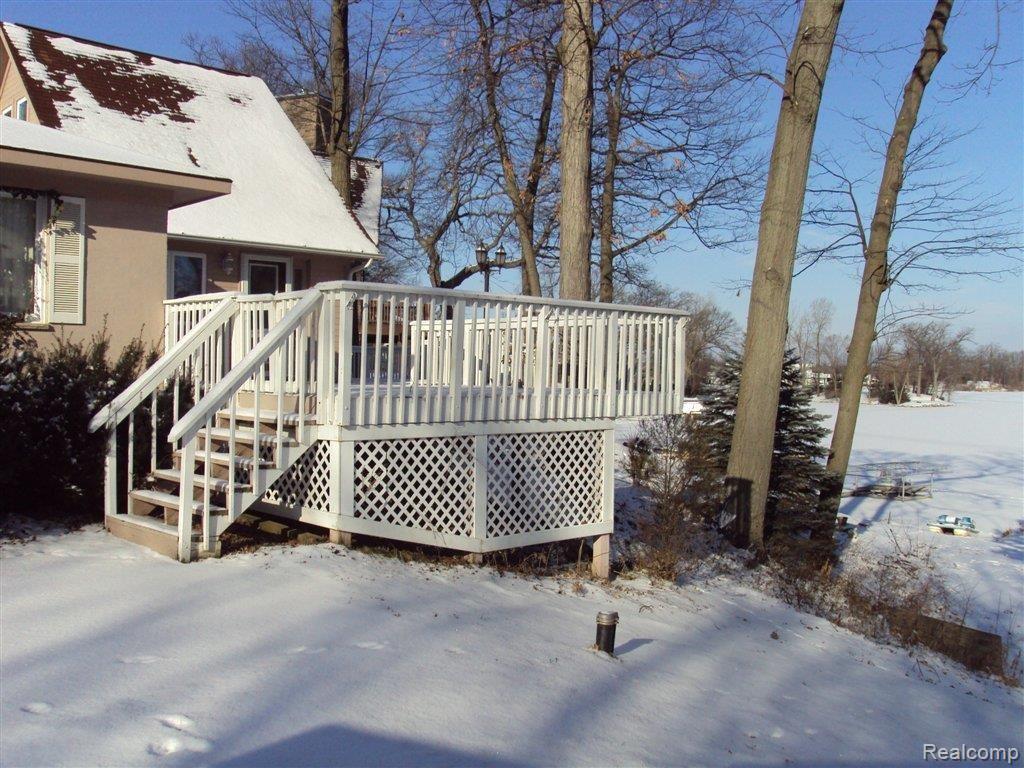 1629 Ridge Road Highland, MI 48356 - Photo 2 of 16 1629 Ridge Lake view.jpg