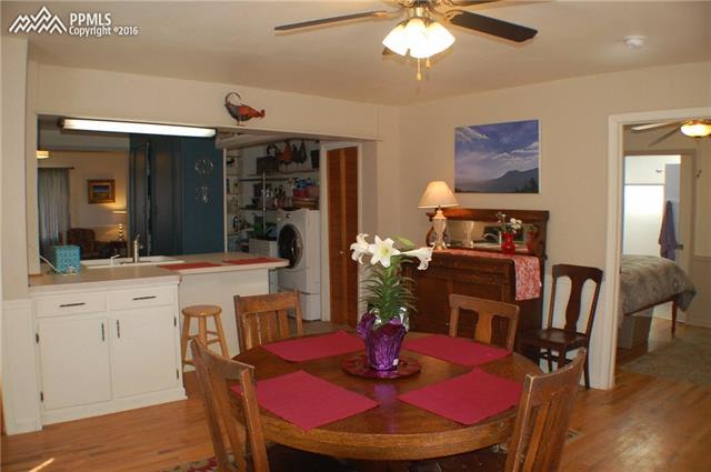 2206 Coronado Road Pueblo, CO 81003 - Photo 17 of 31 Gallery Image 17