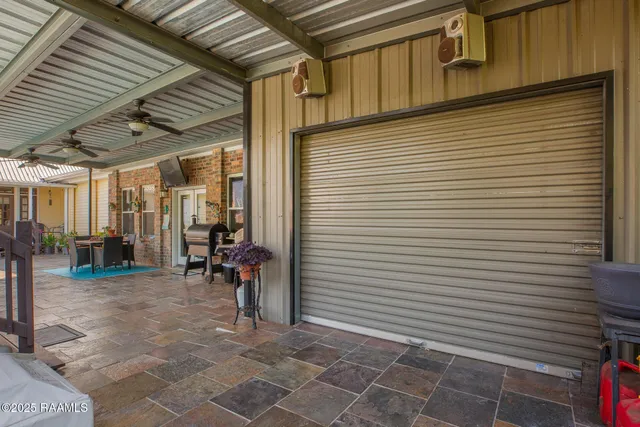 $205,000 | 2418 Louisiana Drive, New Iberia, LA 70560