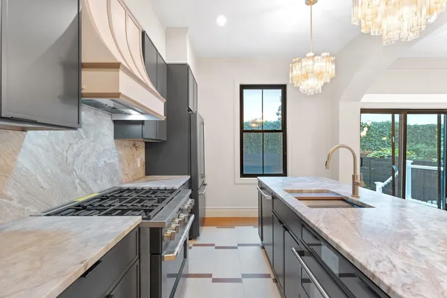 $925,000 | 83 Liberty Place, Unit RESIDENCE 2, Weehawken, NJ 07086