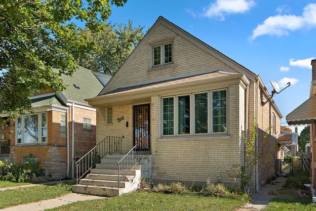 $330,000 | 6731 South Kolin Avenue, Chicago, IL 60629