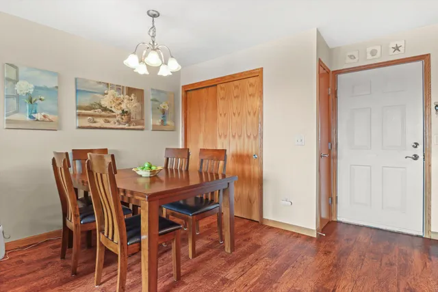 $230,000 | 1690 Drum Corps Drive, Unit H, Menasha, WI 54952