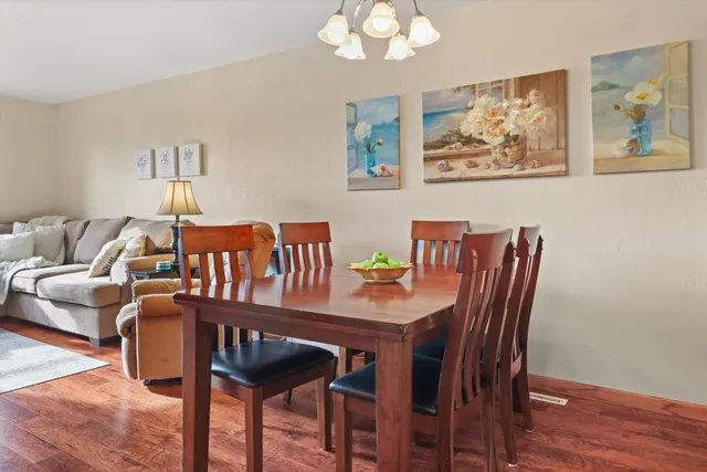 $230,000 | 1690 Drum Corps Drive, Unit H, Menasha, WI 54952