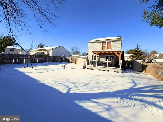 a view of a house with a outdoor space