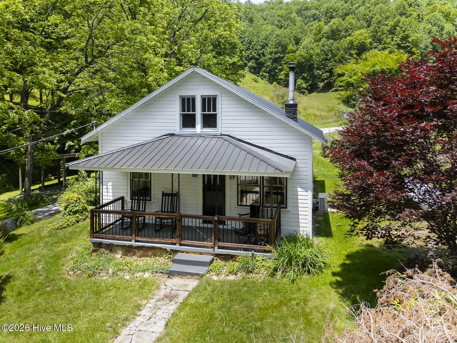 1740 Winding Stairs Road Topton, NC 28781 - Photo 12 of 129