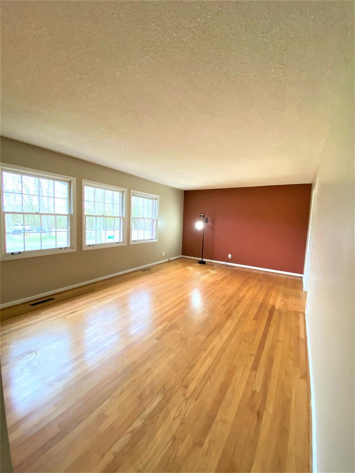 236 Broyles Road Spring City, TN 37381 - Photo 4 of 27 Gallery Image 4