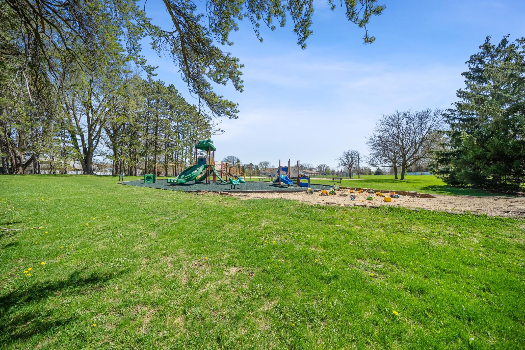 3209 15th Avenue Northwest Rochester, MN 55901 - Photo 16 of 19 Gallery Image 16