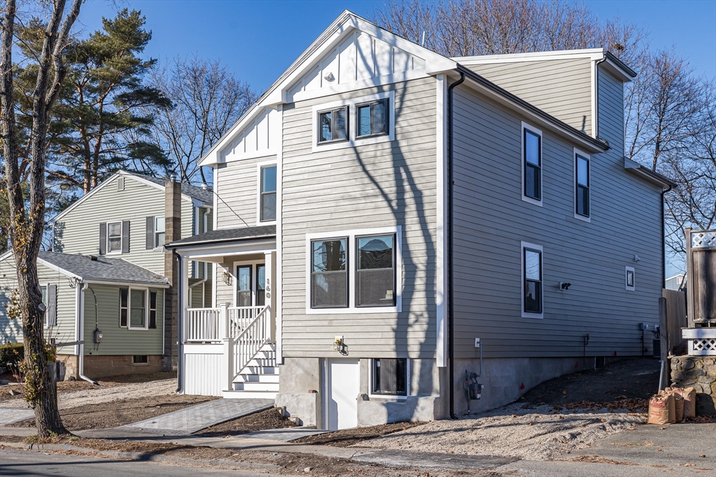160 Green Street Marblehead, MA 01945 - Photo 3 of 38