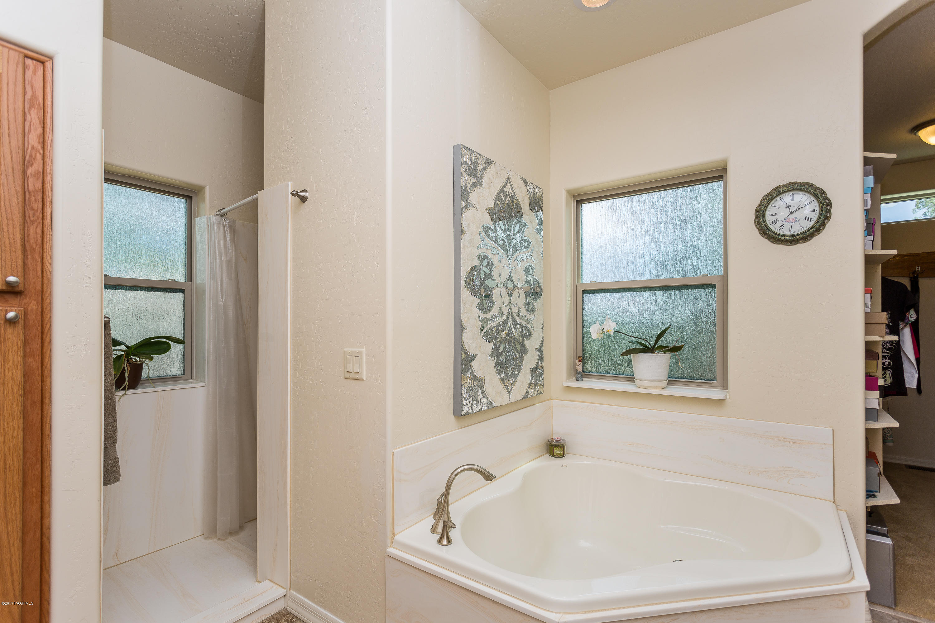 2050 Thumb Butte Road Prescott, AZ 86305 - Photo 15 of 26 029_Master Bathroom