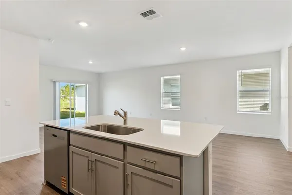 $3,050 | 2113 Walnut Crk Drive, Kissimmee, FL 34744