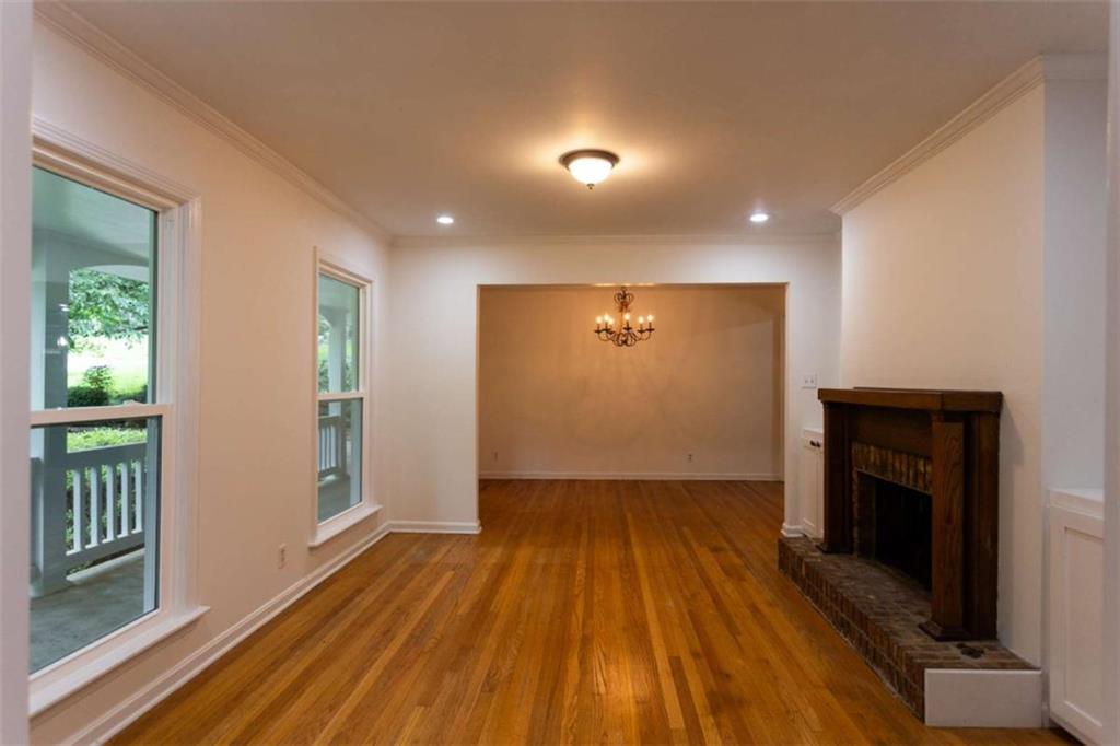 1025 Vistavia Circle Decatur, GA 30033 - Photo 17 of 56