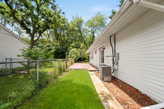 801 South Bartlett Road Streamwood, IL 60107 - Photo 30 of 31 Gallery Image 30