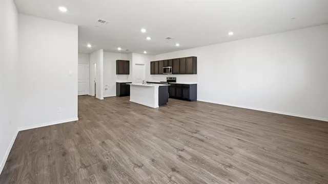 $262,990 | 201 Arbor Creek Drive, Euless, TX 76039