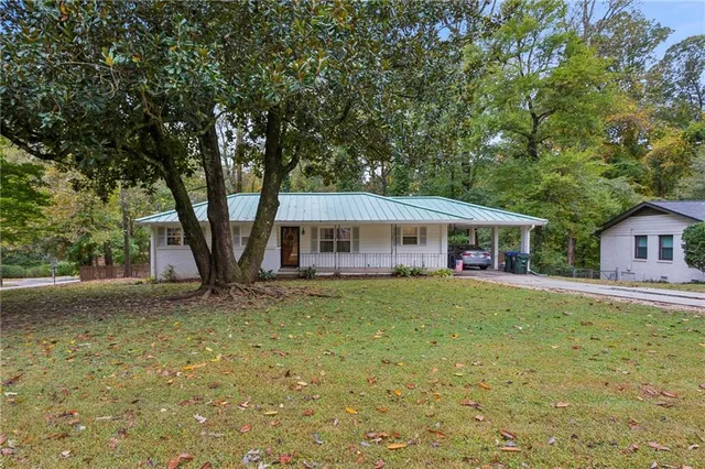 $2,700 | 2592 Woodacres Road Northeast, Atlanta, GA 30345