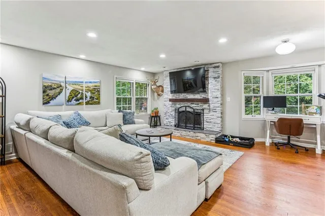 $2,700 | 2592 Woodacres Road Northeast, Atlanta, GA 30345