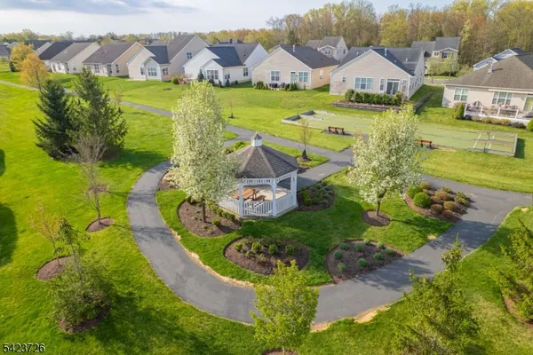 $899,000 | 90 Schindler Court, Somerset, NJ 08873