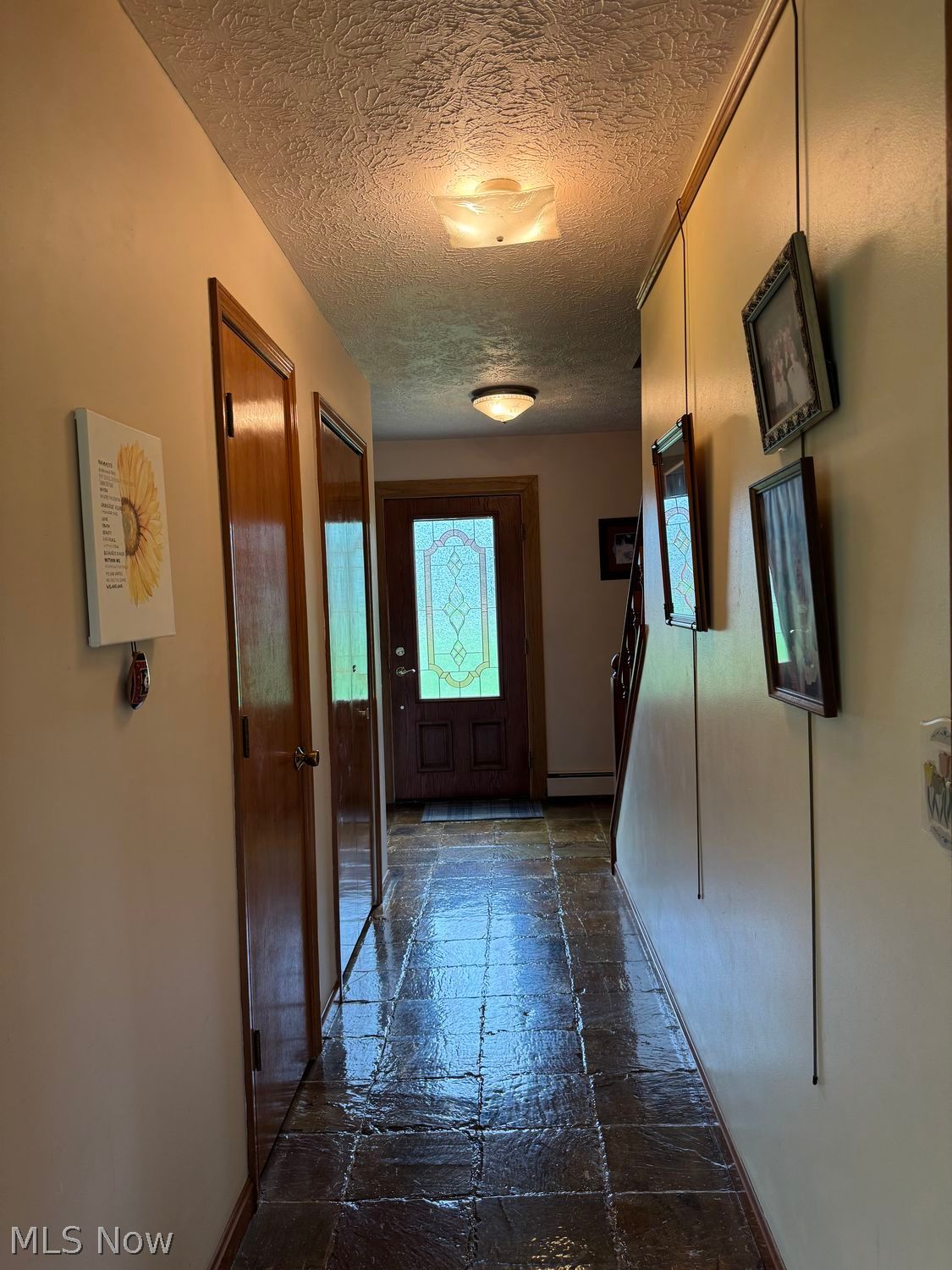 7950 Coon Club Road Medina, OH 44256 - Photo 9 of 29 Front entryway