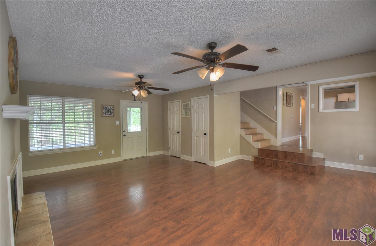 8437 Phillips Road St. Amant, LA 70774 - Photo 3 of 18 Gallery Image 3