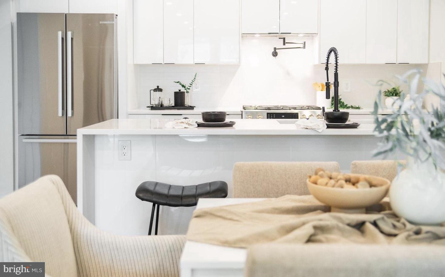 136 Q Street Northwest, Unit 2 Washington, DC 20001 - Photo 6 of 24