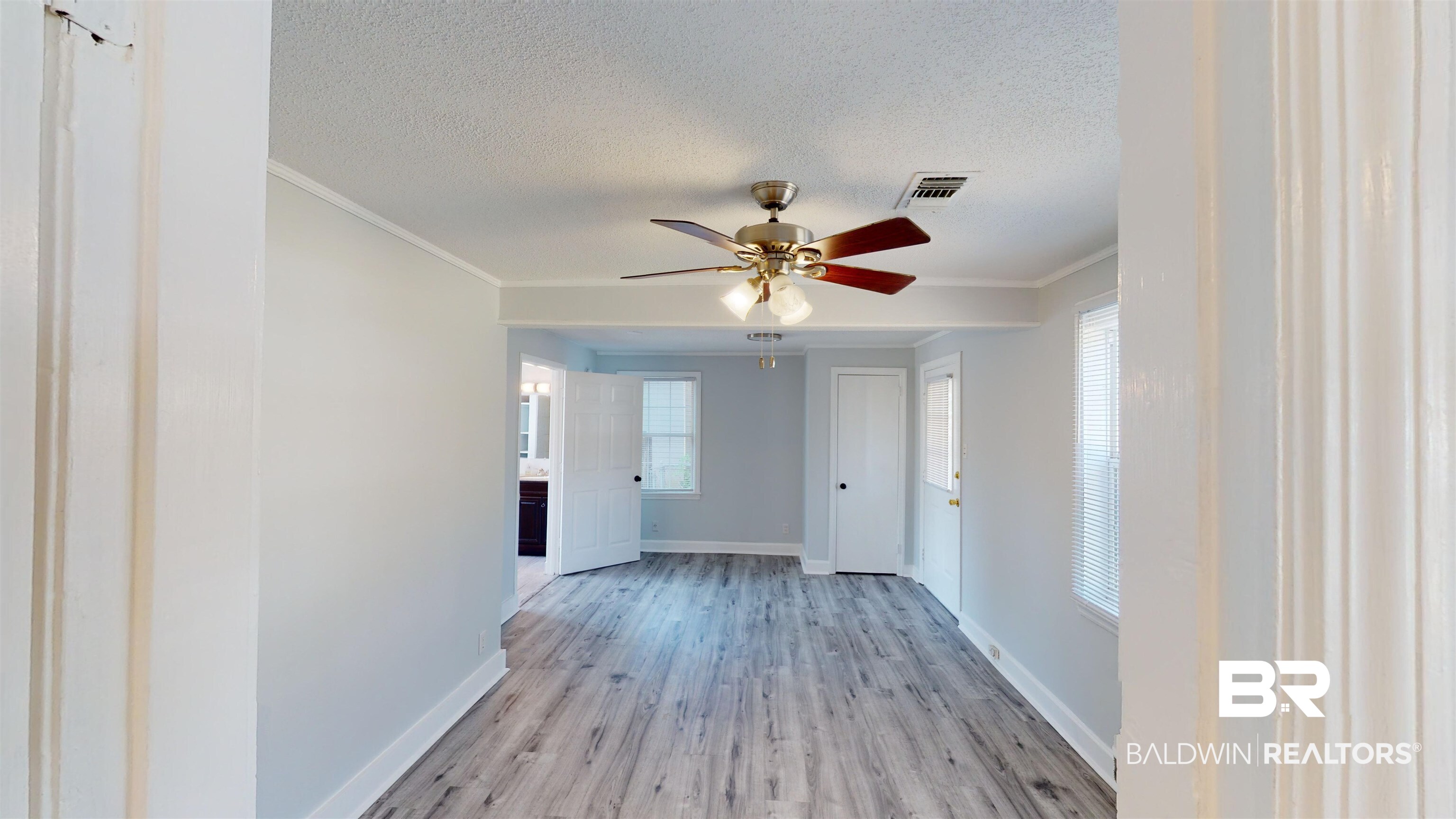 5209 Pineview Lane Mobile, AL 36608 - Photo 9 of 18 Gallery Image 9