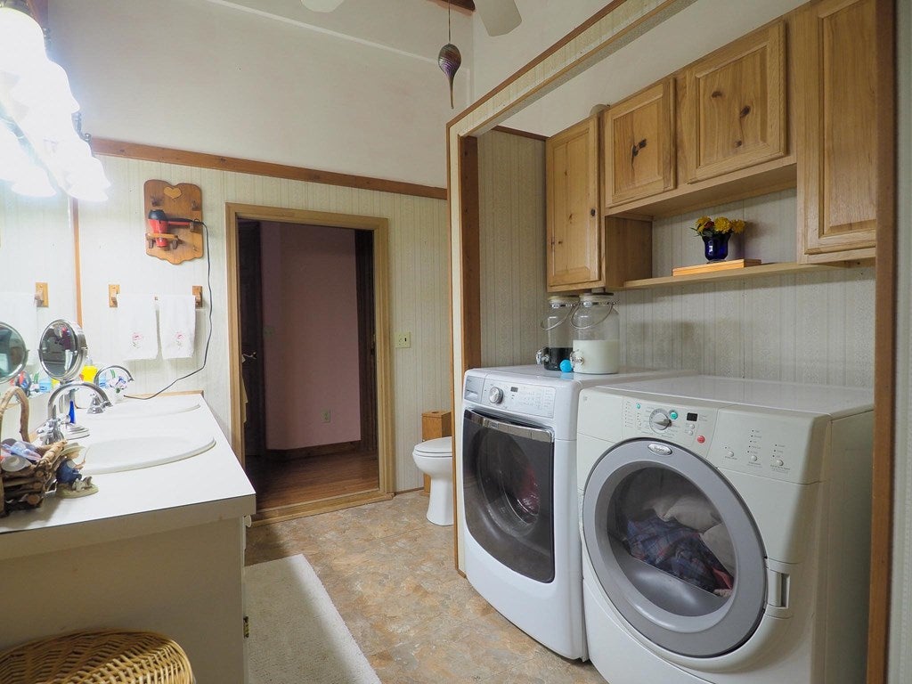 980 Homestead Road Hillsville, VA 24343 - Photo 53 of 68 Gallery Image 53