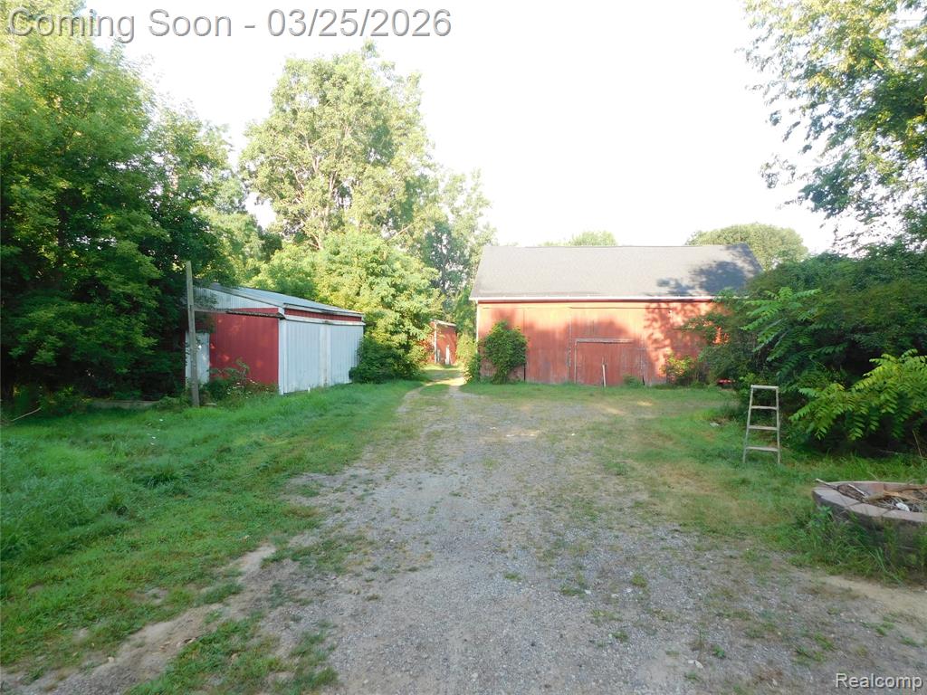 5284 Scotch Settlement Road Almont, MI 48003 - Photo 31 of 43