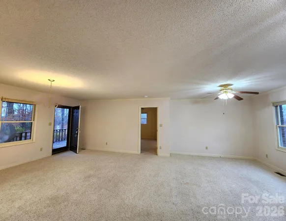 $400,000 | 2919 Teton Drive, Newton, NC 28658