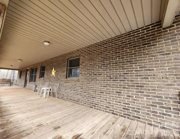 $400,000 | 2919 Teton Drive, Newton, NC 28658