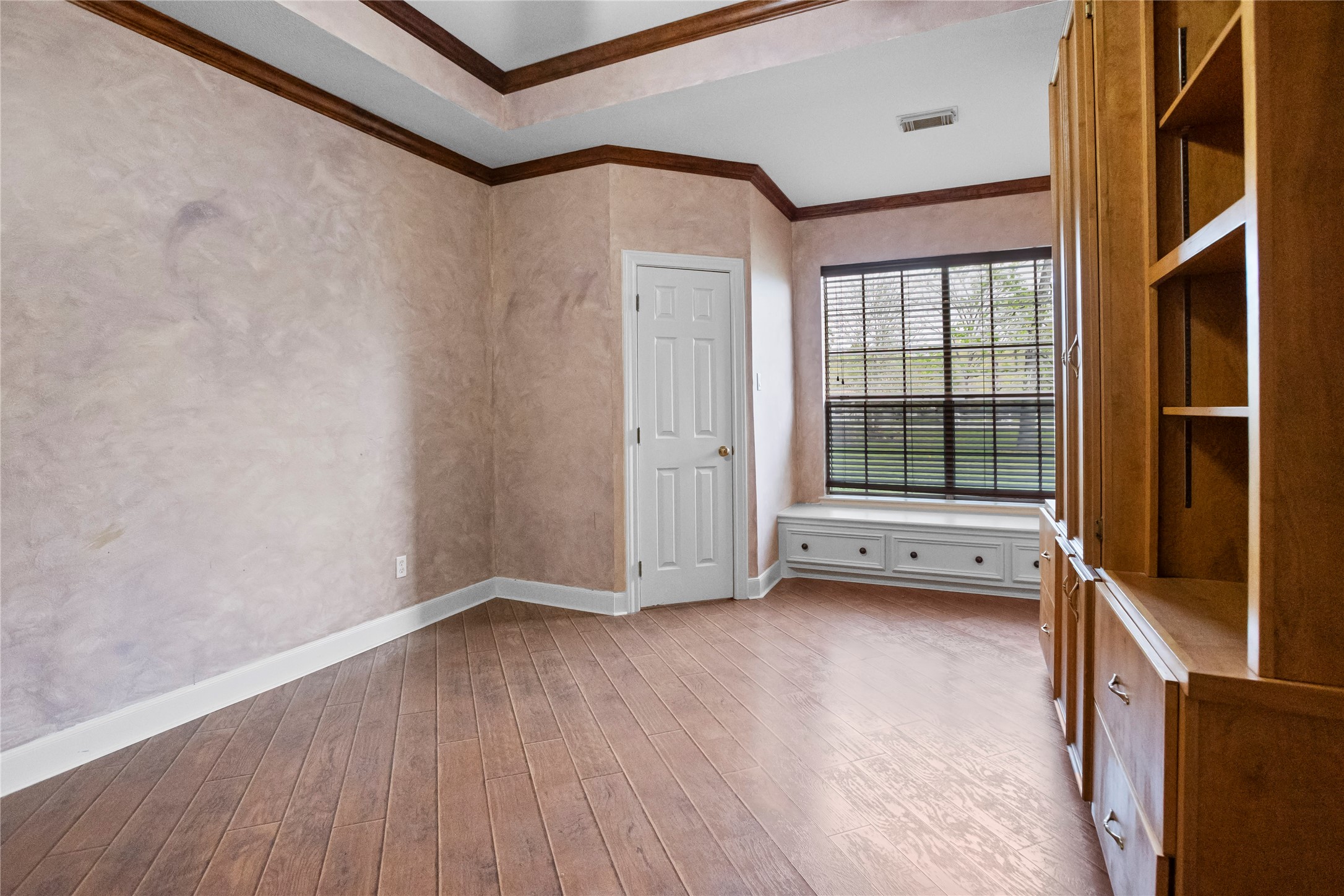 22916 East Martin Drive Porter, TX 77365 - Photo 25 of 43 a view of an empty room with a window