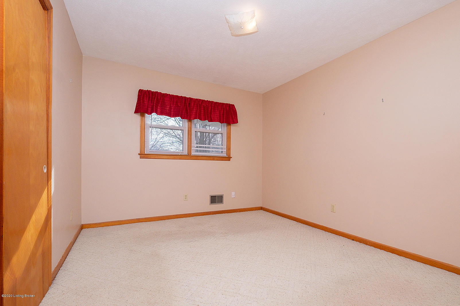 1051 Runell Road Louisville, KY 40214 - Photo 22 of 59 Project_20200301_1180