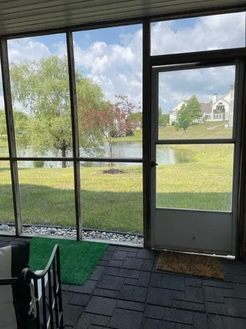 $1,900 | 1522 Oakfield Drive, Ann Arbor, MI 48108