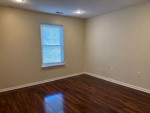 $1,900 | 1522 Oakfield Drive, Ann Arbor, MI 48108